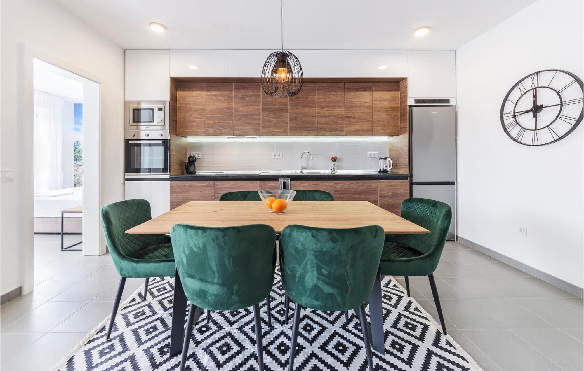 Amazing Apartment In Premantura With Kitchen Bagian luar foto